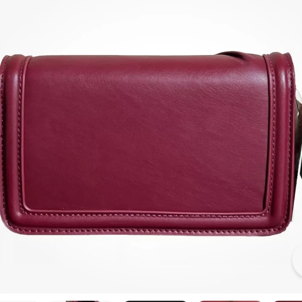Badgley Mischka Crossbody Bag